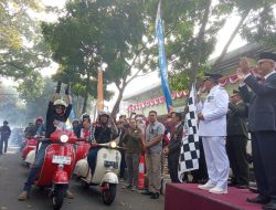 Vespa Antik Ikut Semarakkan Hut RI Di Cimahi