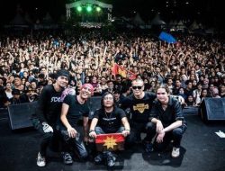 Penampilan Dewa19 featuring All Stars