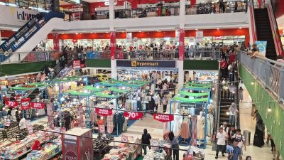 Mal Sepi Usai Situasi Jakarta Memanas, Transaksi Anjlok 50 Persen