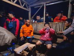 Pendaki yang Terjatuh di Gunung Burangrang Ditemukan Selamat