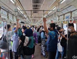 KAI Tepis Isu Pecat Pegawai Terkait Viral Tumbler Hilang di KRL